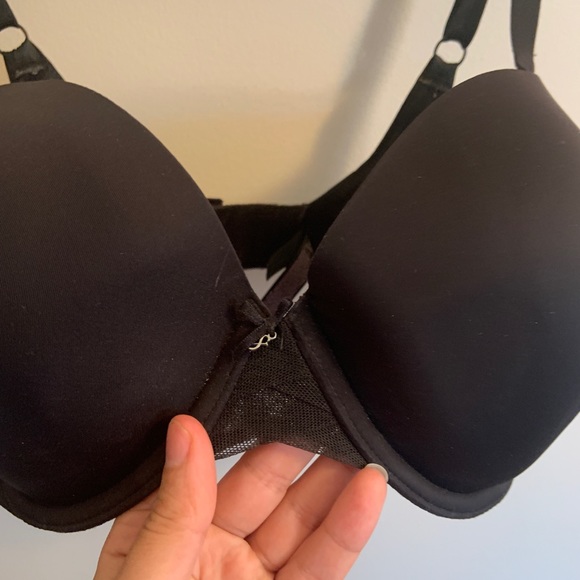 Victoria’s Secret lined Demi black tshirt bra 36DD - Picture 2 of 5